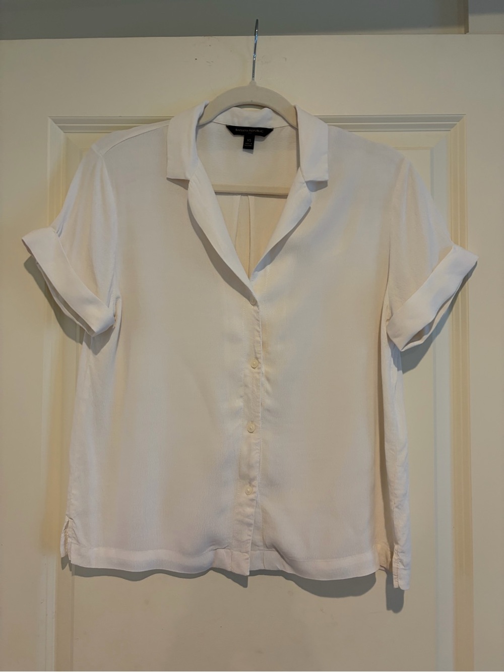 Banana Republic White Short Sleeve Button-Down Shirt